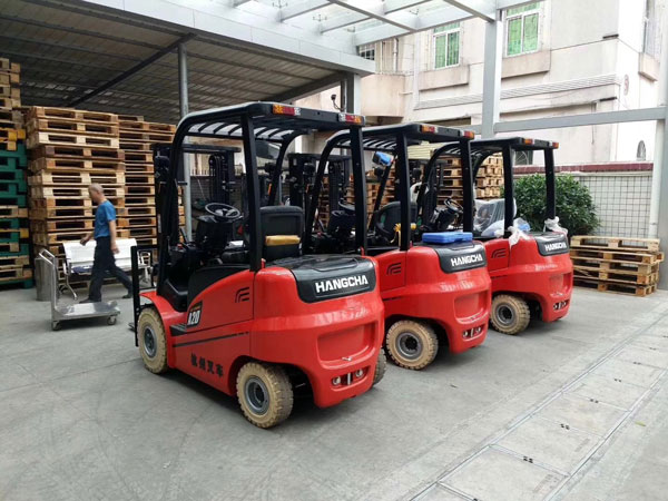 杭州叉車電動叉車，60年始終如一的優(yōu)秀品質(zhì)